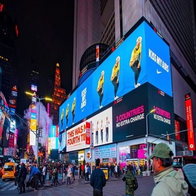 صرفه جویی در مصرف برق تبلیغات صفحه نمایش LED پرده انعطاف پذیر P10 صفحه نمایش LED