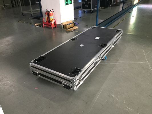 نرخ ارتقاء بالا 3840 هرتز پوستر LED نمایش کامل رنگ پوستر LED ضد آب در فضای باز